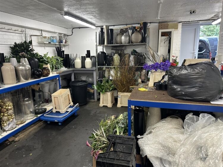 Florist For Sale in Longfield