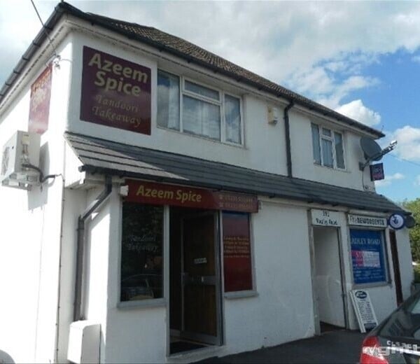 NEWSAGENCY & TAKEAWAY - Abingdon Photo 1