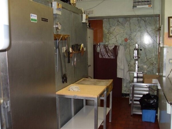 WHOLESALE BUTCHERS & CATERING SUPPLIES IN SOUTH WEST LONDON Photo 1