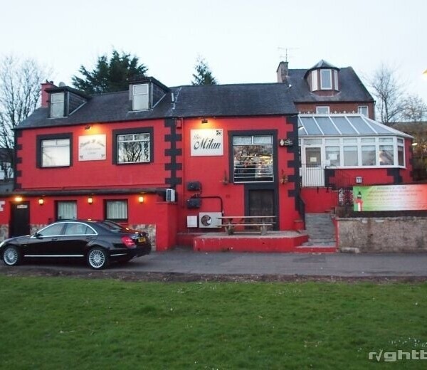 For sale Freehold famous Italian Restaurant PIZZERIA IL FIUME and BAR MILAN in Dumfries Photo 1