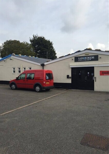 FREE OF TIE AIR CONDITIONED SPORTS BAR & POOL HALL FOR SALE IN BRAINTREE Photo 1