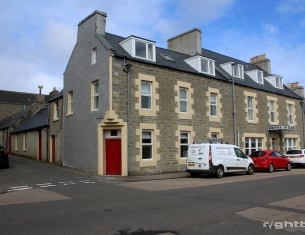 Profitable 34-Bedroom Hotel in Thurso Photo 1