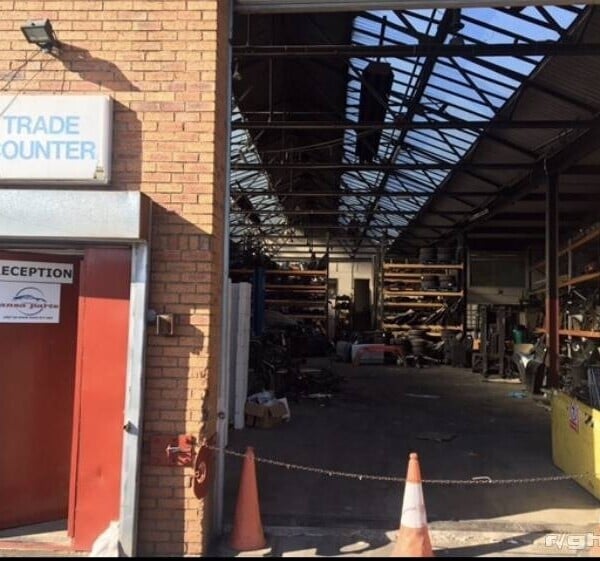 FULLY LICENSED SCRAP YARD/VEHICLE DISMANTLER/ CAR BREAKERS BUSINESS FOR SALE Photo 1