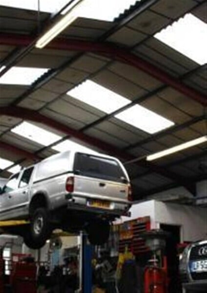 MOT TESTING & REPAIRS CENTRE NEAR ST ALBANS Photo 1