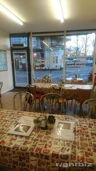 Cafe/Tearoom in a prime location on Gillingham High Street, Kent Photo 1