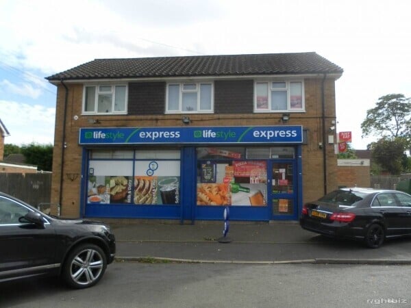 Convenience Store & Pizza Takeaway Located In Water Orton Photo 1