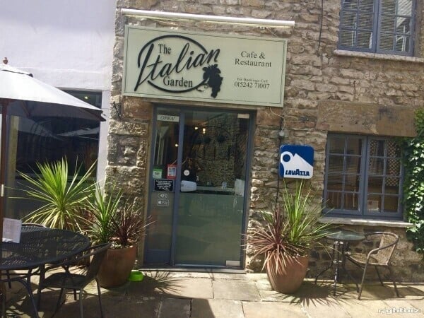 Licensed restaurant in Kirkby Lonsdale with 2 double bedroom accommodation Photo 1