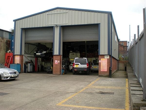 WELL ESTABLISHED TYRE FITTING, MOT & CARE REPAIRS GARAGE - LANCASHIRE Photo 1