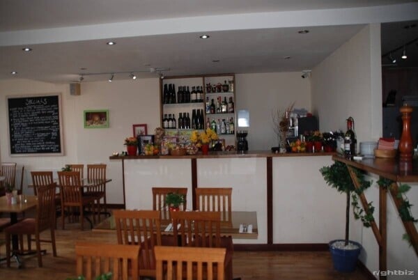 Il Sogno - Fully Licenced Restaurant (70 Covers) Established 2014 Potential for an extra 50 covers Photo 2