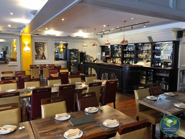 LICENSED RESTAURANT: FULWOOD, PRESTON: Photo 1