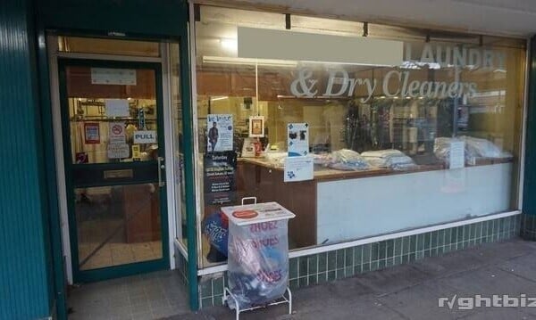 DRY CLEANERS WITH LAUNDRY AND IRONING SERVICE Photo 1