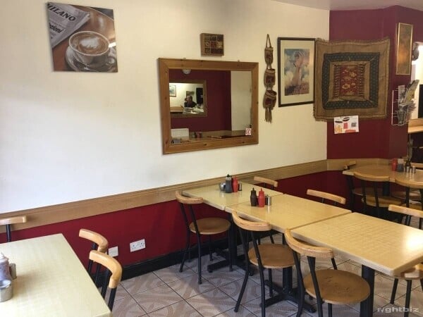 Coffee Shop and Sandwich Bar for Sale in Highgate, London Photo 2