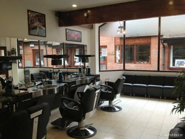 Established 10 years very busy Barbers in an affluent market town, new lease Photo 2