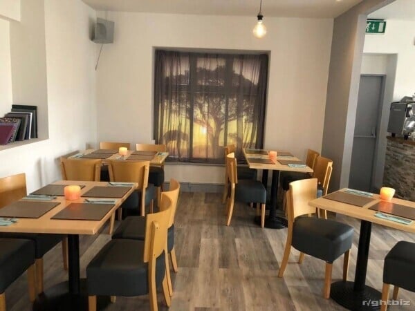 Lucrative Prime Location Thai Restaurant for sale in beautiful North Wales sought after area Photo 1