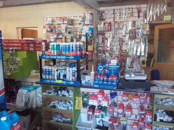 Window factory in prime location and lot of potential to expand the business. business is offered Photo 1