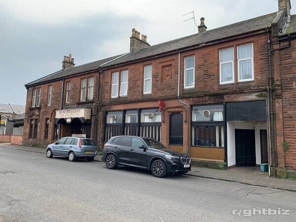 Public Bar & Separate Restaurant, Kilmarnock (ref. 1222) Photo 1