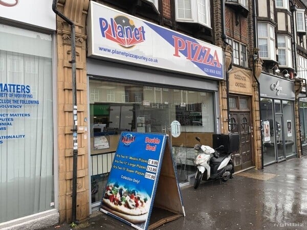 We have a very good location pizza takeaway with a two oven and also it has another kitchen Photo 1