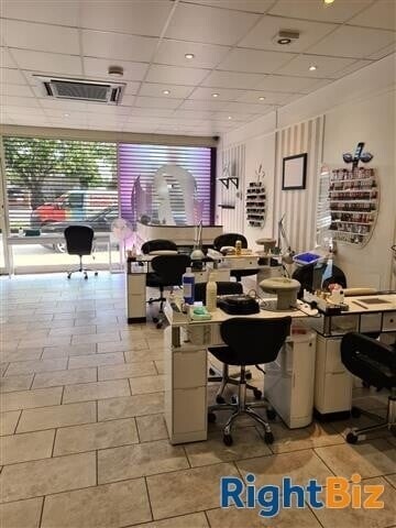 POPULAR NAIL AND BEAUTY SALON Photo 1