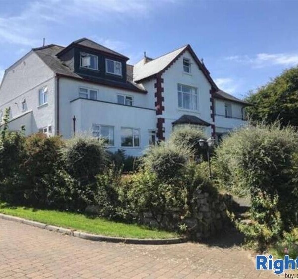 20 Bedroom Hotel Located In St Ives Photo 1