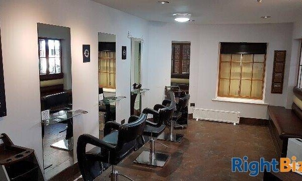 FULLY EQUIPPED HAIR SALON located in the centre of the historic town of Daventry, Northamptonshire. Photo 1