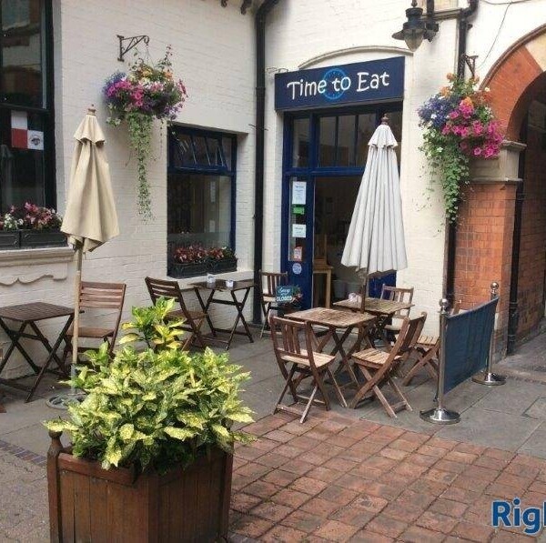 ESTABLISHED DAYTIME CAFE, Worcester. Attractive city centre location. Photo 1