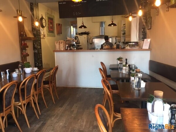 LOVELY LICENCED A3 CAFÉ IN WEST HAMPSTEAD, NW6 Photo 1