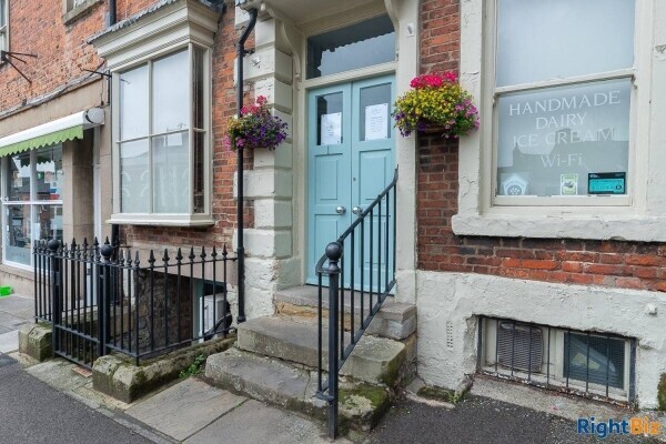 Well Loved, Established Cafe - North Yorkshire Photo 1