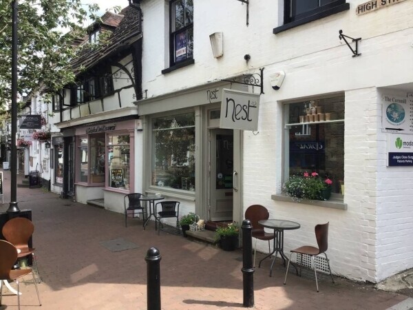 Beautifully Presented Coffee Shop in Affluent Location Photo 1
