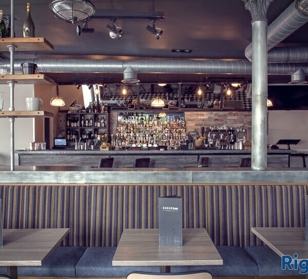 Late-night licence Bar and dining. Clapham junction station Photo 1