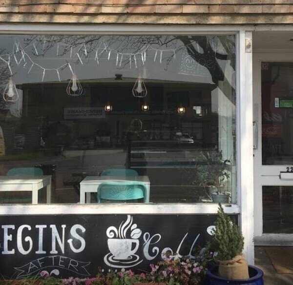 Cafe In Prime Location For Sale in Surrey Photo 1