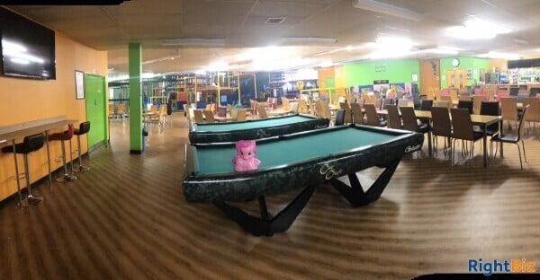 Soft play centre, Newcastle-under-Lyme stoke on Trent. 12000 square foot. 5 star food hygiene. Photo 1