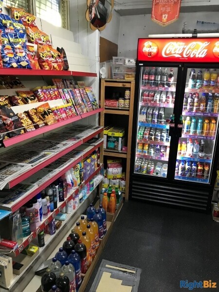 Off-License Store fit for multiple uses, located on busy main road, for sale. Expansion potential. Photo 2