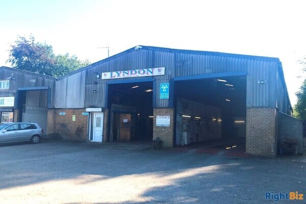 Established MOT Garage - Mansfield Photo 1