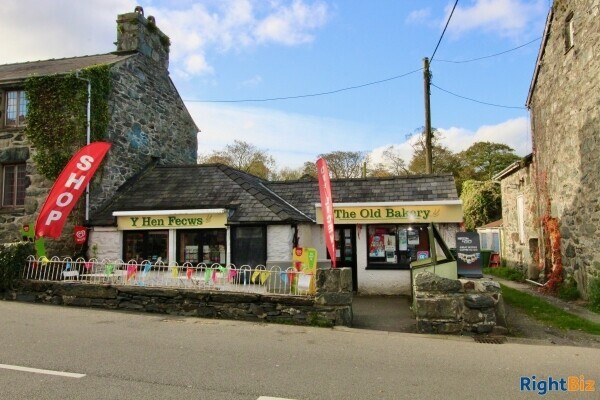Thriving General Store (Licensed) in Beautiful Coastal Location Photo 1