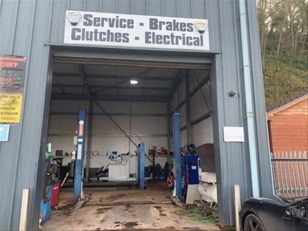 THRIVING MOT TESTING & REPAIRS CENTRE FOR SALE IN FLINTSHIRE Photo 1