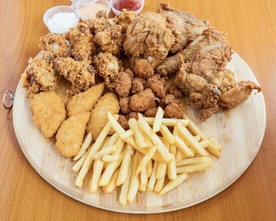 Chicken Shop For Sale! Very Cheap Rent! Exclusive rights no other restaurant can sell chicken nearby Photo 2