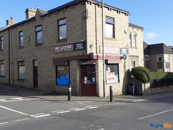FREEHOLD OFF LICENCE & GENERAL DEALERS – DEWSBURY Photo 1