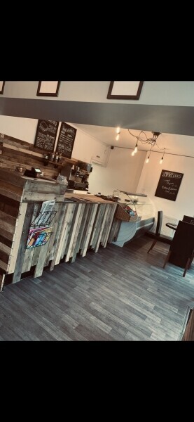 FOR SALE Well established Café/Bistro business, potential expansion, prime location Photo 1