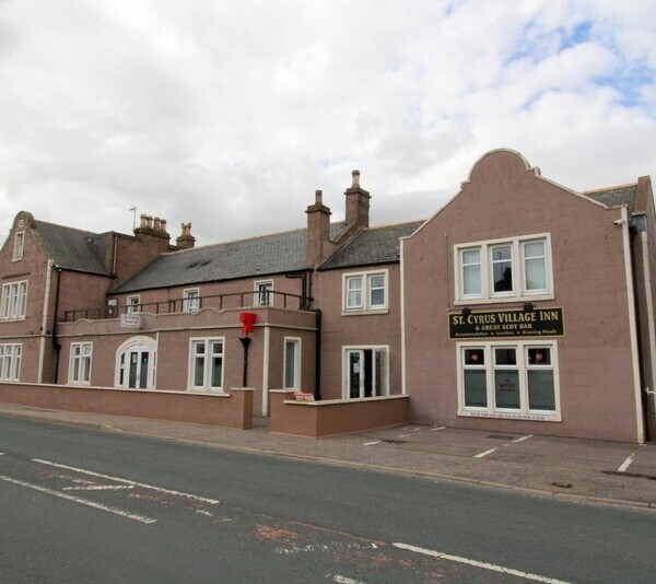 Outstanding 9-Bedroom Village Inn Situated in Angus Photo 1