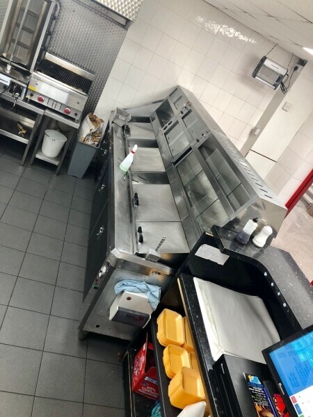 FISH AND CHIPS, KEBAB, BURGER SHOP FOR SALE Photo 1