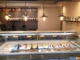 Greatly located Delightful Desserts Parlour In Sherwood, Nottingham