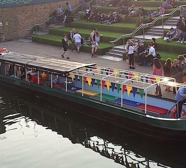 Successful Canal Cruising Day Trip Business Photo 1