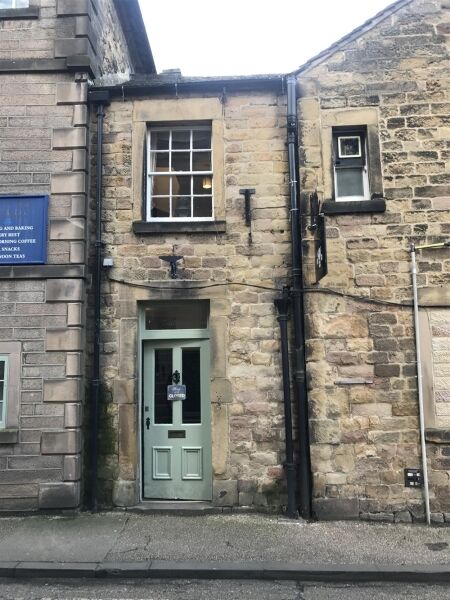 TRADITIONAL TEA ROOMS & COFFEE SHOP IN DERBYSHIRE TOWN CENTRE TRADITIONAL TEA ROOMS & COFFEE SHOP IN DERBYSHIRE TOWN CENTRE