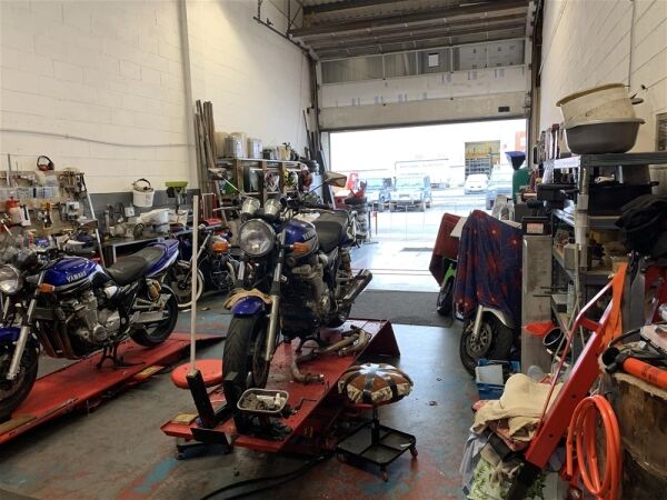MOTORCYCLE MOT & REPAIRS CENTRE IN SWANSEA SUBURB MOTORCYCLE MOT & REPAIRS CENTRE IN SWANSEA SUBURB