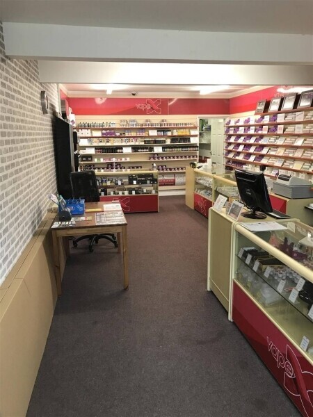TWO E-LIQUID & ALTERNATIVE SMOKING ACCESSORIES CENTRES IN THE EAST MIDLANDS Photo 1