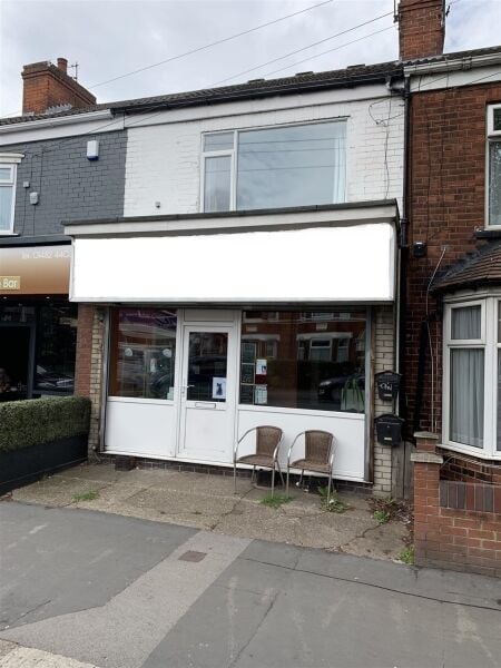 POPULAR TANNING & BEAUTY STUDIO WITH PRIVATE APARTMENT IN KINGSTON UPON HULL POPULAR TANNING & BEAUTY STUDIO WITH PRIVATE APARTMENT IN KINGSTON UPON HULL