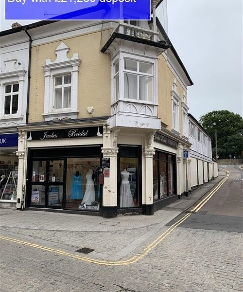 BRIDAL WEAR & GENTS FORMAL HIRE WITH ALTERATIONS IN RUSHDEN TOWN CENTRE