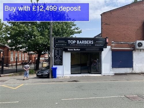 POPULAR GENTLEMENS HAIR STUDIO IN BOLTON SUBURB