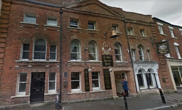 IMPRESSIVE FREEHOLD PUBLIC HOUSE/RESTAURANT & HOTEL WITH NIGHTCLUB IN DURSLEY TOWN CENTRE