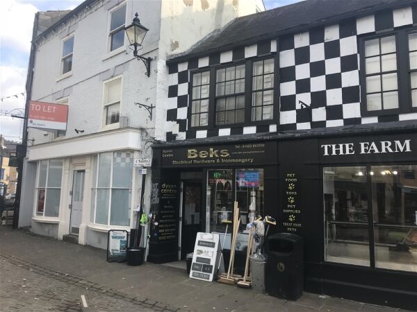 RETAIL ELECTRICAL/HARDWARE & PET SUPPLIES IN KNARESBOROUGH TOWN CENTRE RETAIL ELECTRICAL/HARDWARE & PET SUPPLIES IN KNARESBOROUGH TOWN CENTRE
